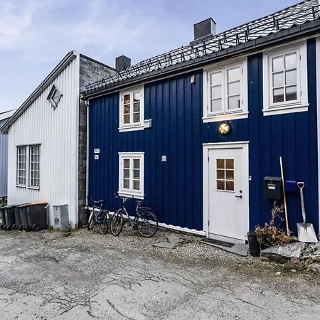 Tidligere Stall Omgjort Til Koselig Hjem I Sentrum Tromsø Buitenkant foto